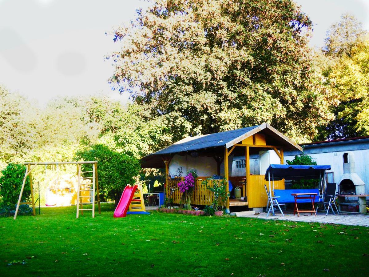 Pension Kristalpark Guenzburg Exterior photo